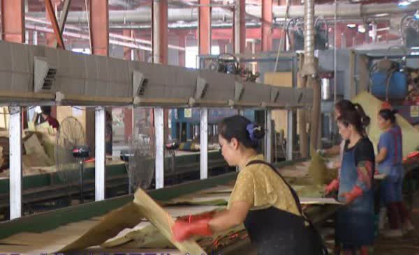 宿迁 乡镇工业遍地开花 乡村振兴添动力，家具加工产业异军突起